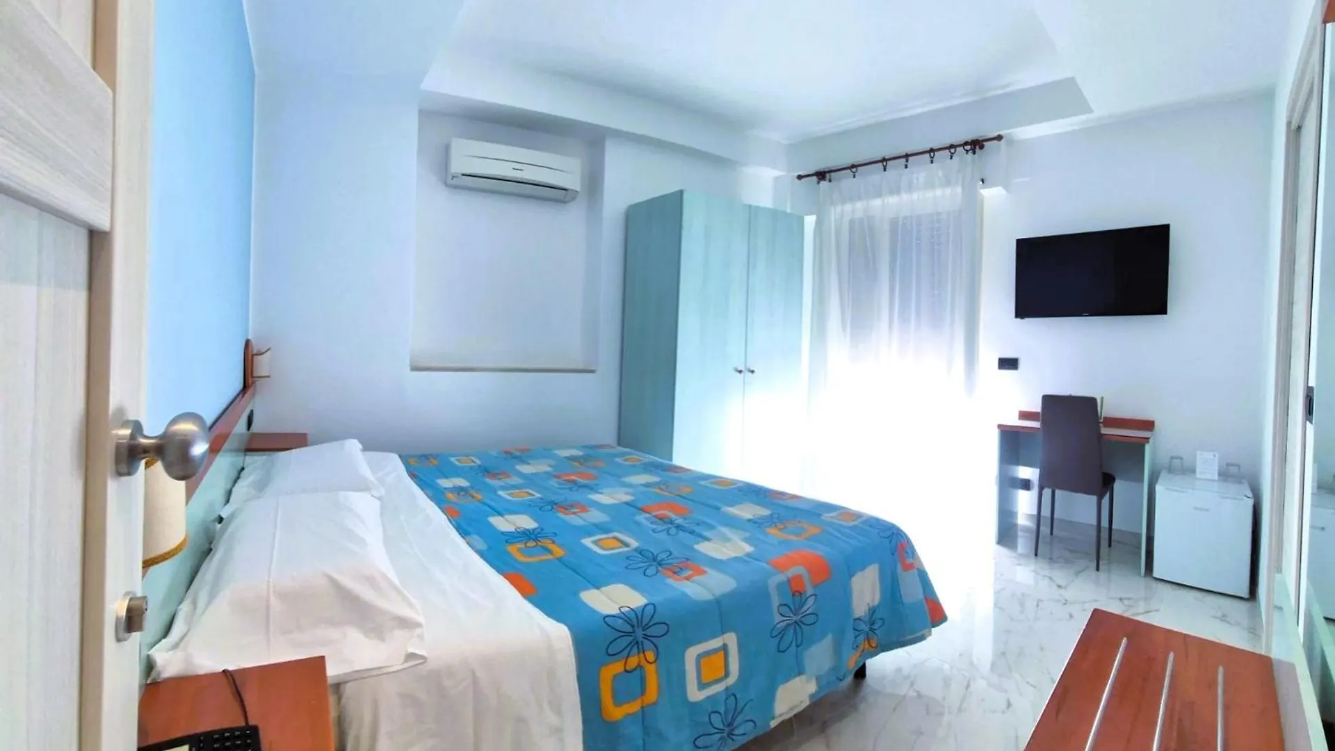 ***  Hotel Condor Taormina Italy
