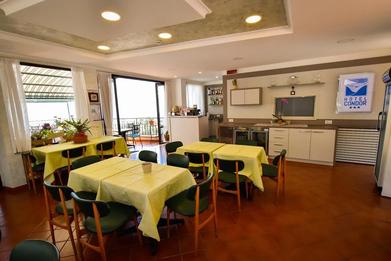 Hotel Condor Taormina 3*,